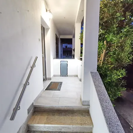Daire Charmante In Mit Eigener Terrasse By Interhome *