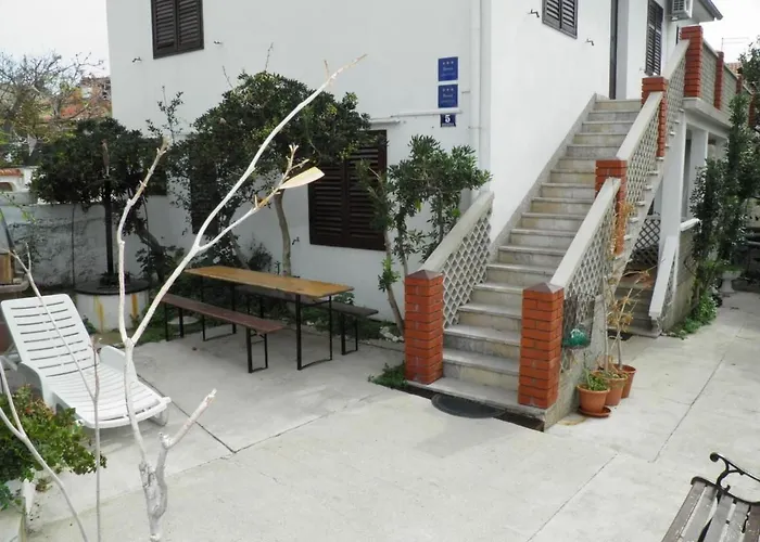 Charmante In Mit Eigener Terrasse By Interhome Daire Baška