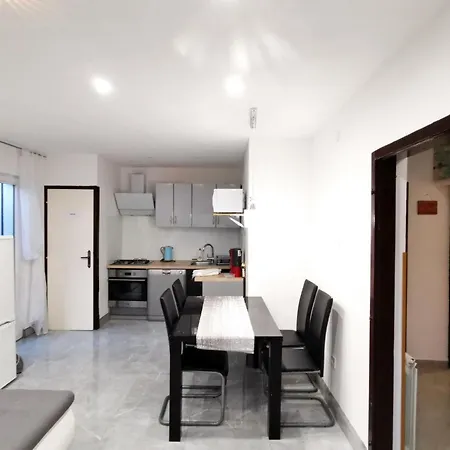 Charmante In Mit Eigener Terrasse By Interhome * Baska (Krk)