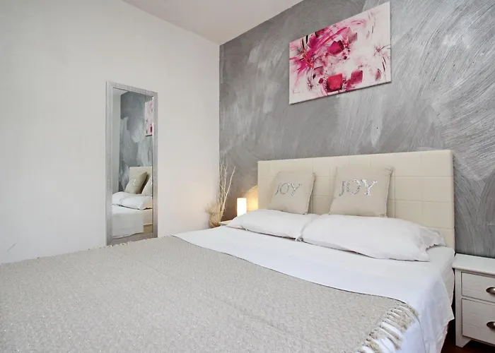 Apartman Charmante In Mit Eigener Terrasse By Interhome Baška